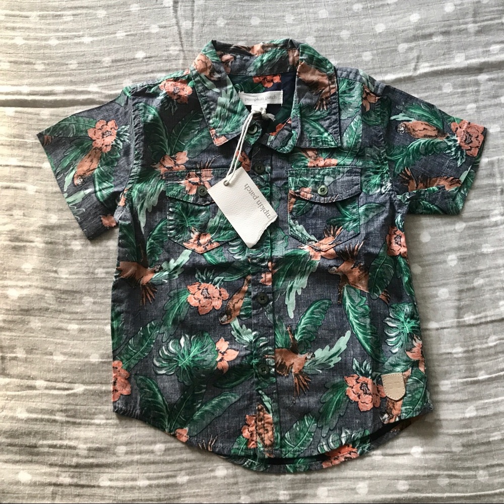 Short sleeve button down shirt.